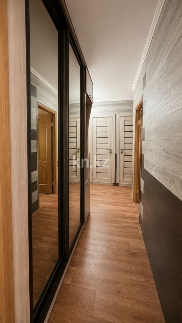 Продажа 4-комнатной квартиры, 64 м² в Караганде - фото 16