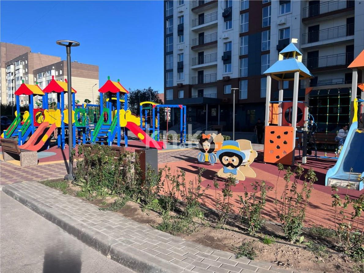 Продажа 2-комнатной квартиры, 52 м², ул. Муканова в Караганде - фото 38