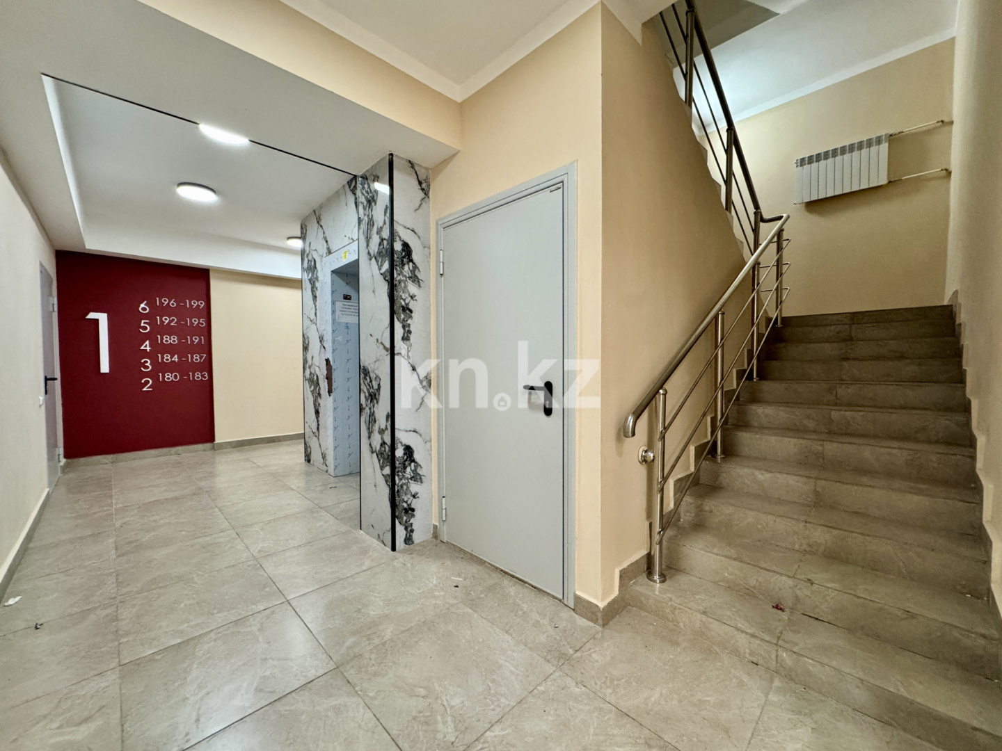 Продажа 2-комнатной квартиры, 63 м², 067 учетный квартал, дом  502 в Караганде - фото 6