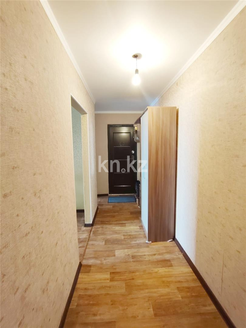 Продажа 3-комнатной квартиры, 66 м², мкр. Восток-2 в Караганде - фото 9