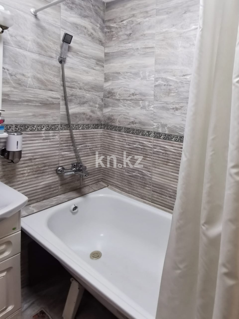 Продажа 2-комнатной квартиры, 64 м², Кокжиек в Алматы - фото 17