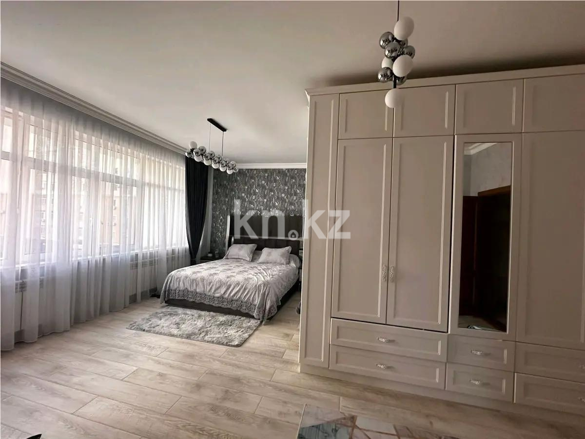 Продажа 5-комнатной квартиры, 252 м², ул. Иманова, дом  9 в Астане - фото 3