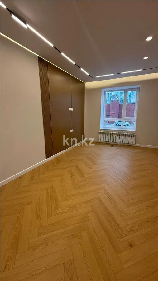Продажа 2-комнатной квартиры, 42 м², ул. Байтурсынова, дом  36 в Астане