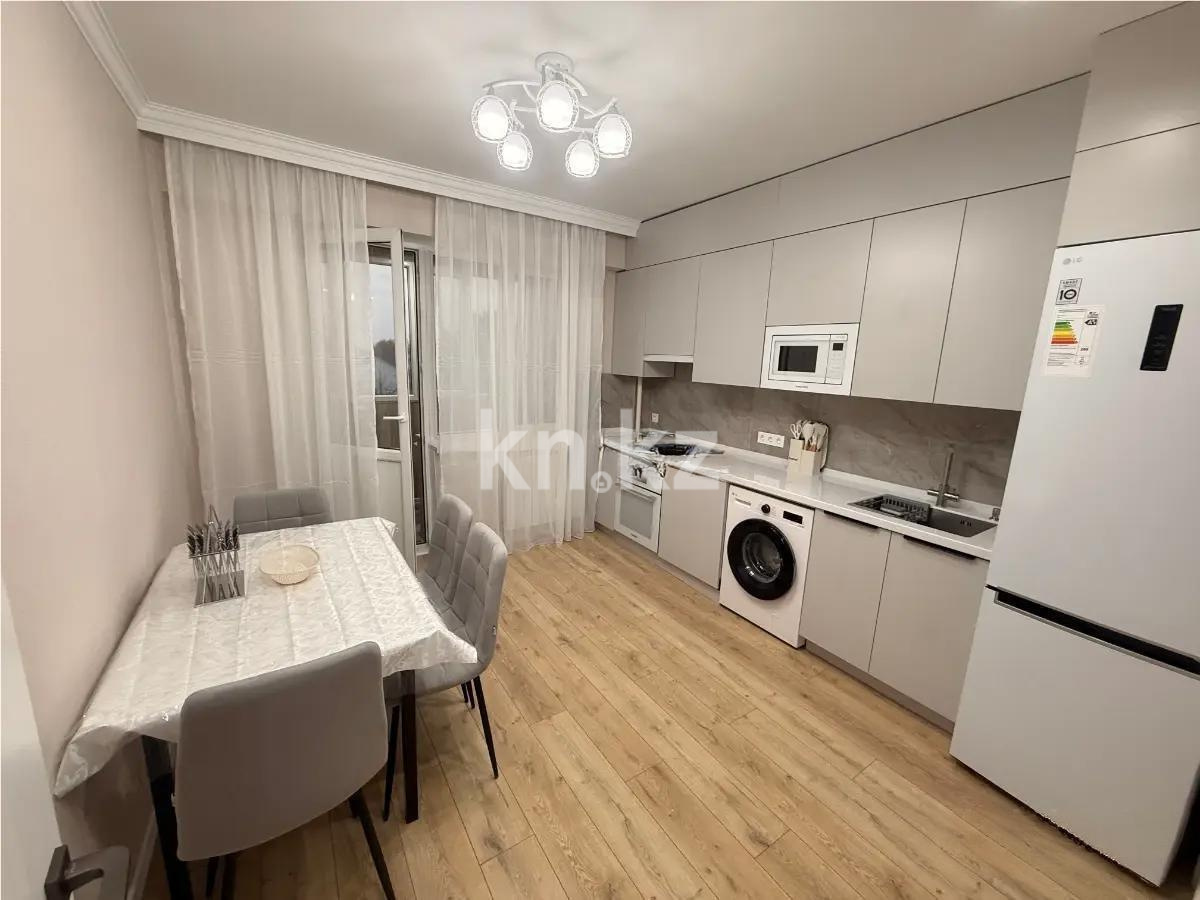 Продажа 3-комнатной квартиры, 83 м², ул. Макатаева, дом  5/2 в Алматы - фото 4