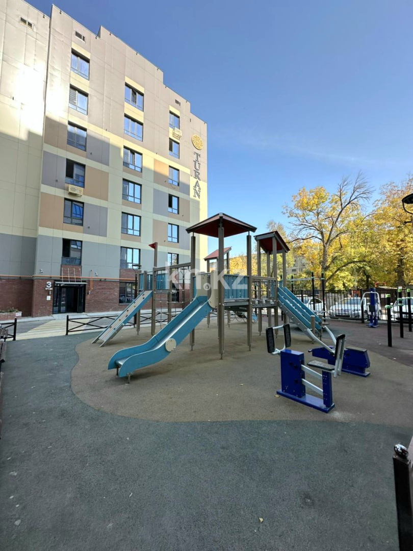 Продажа 3-комнатной квартиры, 108 м², ул. Октябрьская, дом  126 в Шымкенте - фото 3