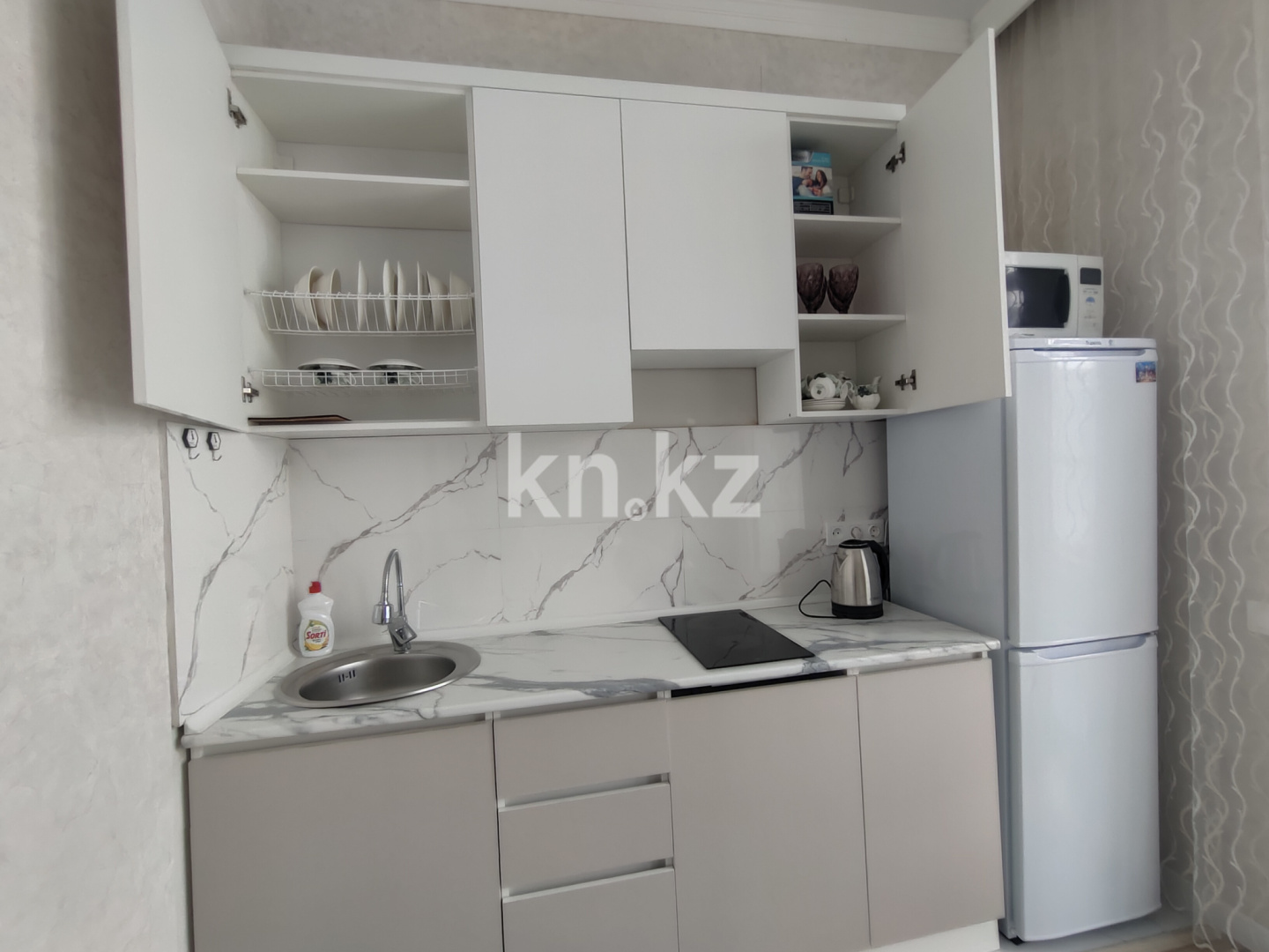 Аренда 1-комнатной квартиры посуточно, 42 м², пр. Туран, дом  46/4 - ул. Орынбор в Астане - фото 17