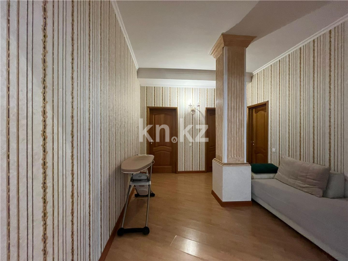 Продажа 4-комнатной квартиры, 206 м² в Астане - фото 15