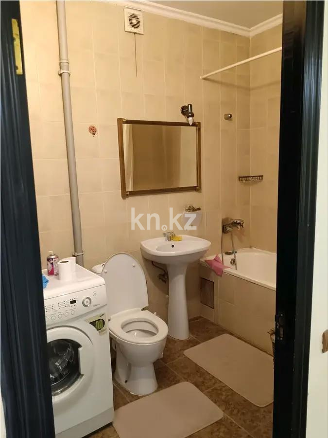 Продажа 2-комнатной квартиры, 52.5 м² в Алматы - фото 4