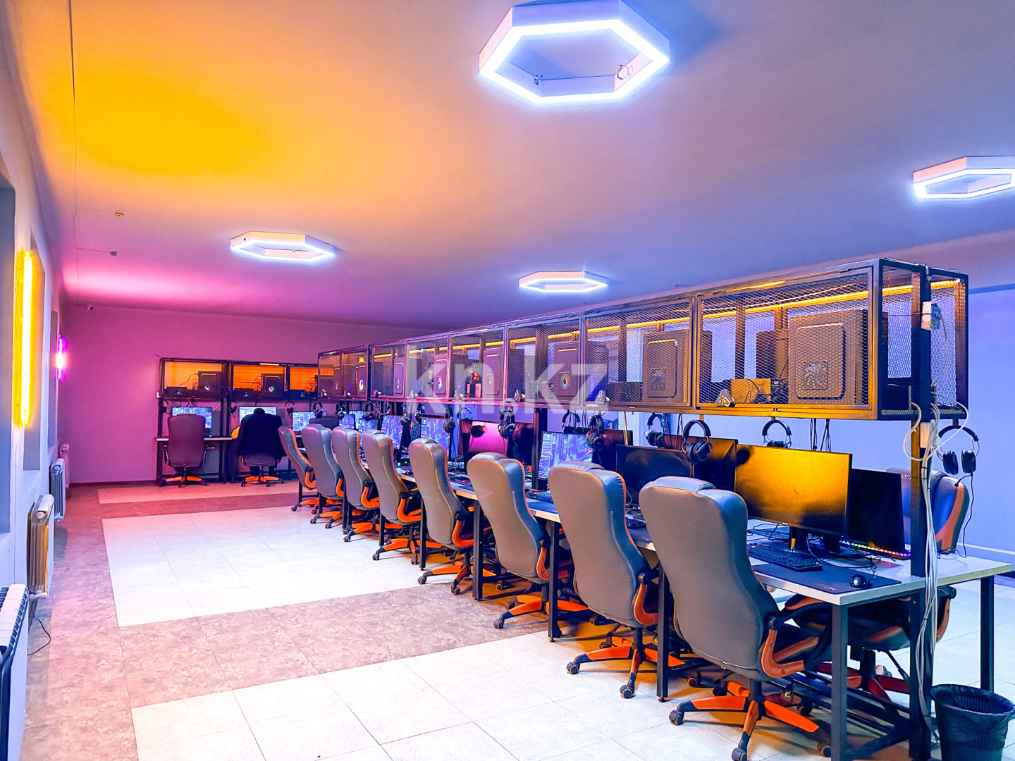 Продажа , 300 м², ул. Гурилева, дом  59а в Алматы - фото 12