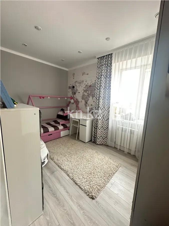 Продажа 3-комнатной квартиры, 75 м², ул. Дюсембекова, дом  53/8 в Караганде - фото 5