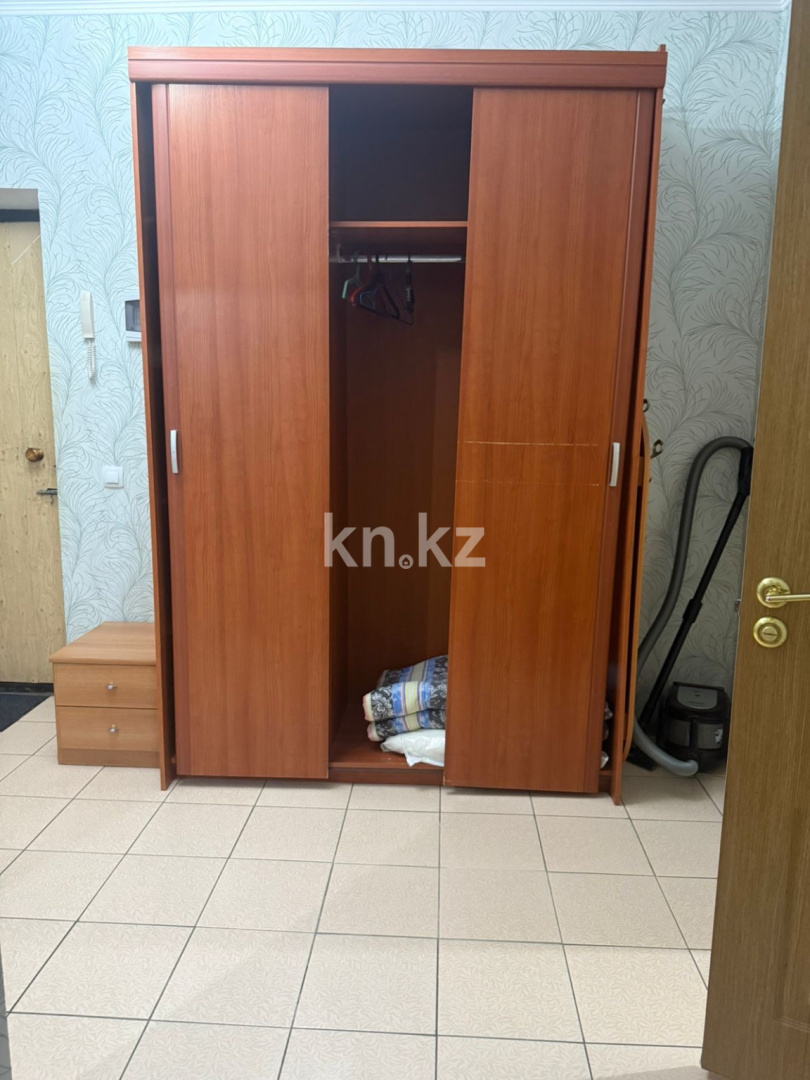 Аренда 1-комнатной квартиры, 50 м², ул. Сауран, дом  3/1 в Астане - фото 7