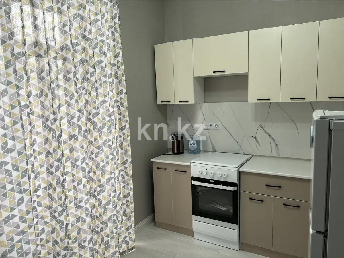 Продажа 1-комнатной квартиры, 38 м², ул. Орынбор, дом  13 в Астане - фото 2