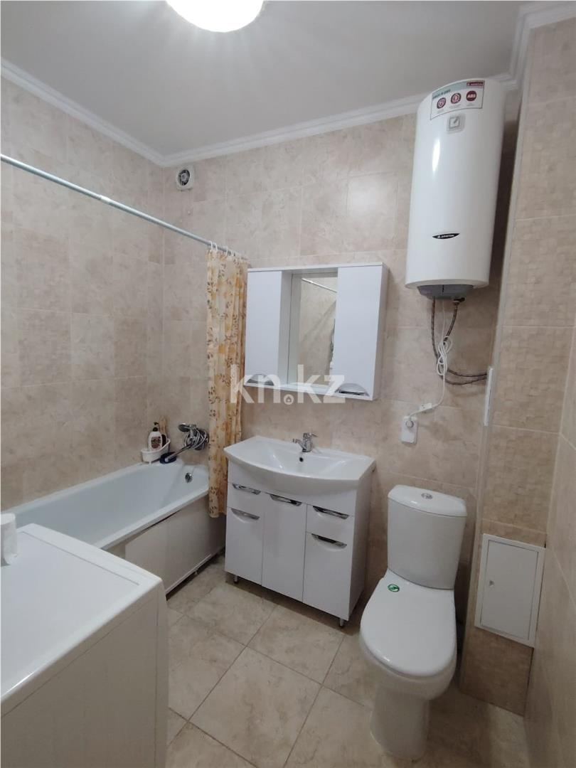 Продажа 3-комнатной квартиры, 81 м² в Караганде - фото 16