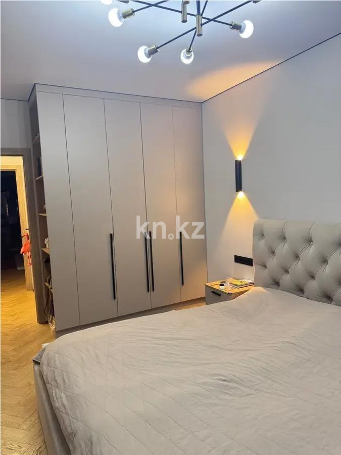 Продажа 2-комнатной квартиры, 60 м², ул. Сатпаева, дом  90а в Алматы