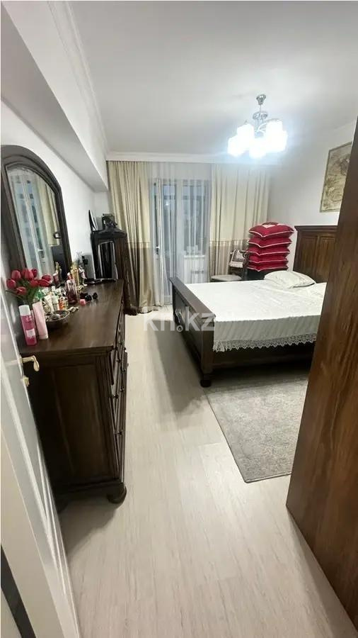 Продажа 4-комнатной квартиры, 97 м² в Алматы