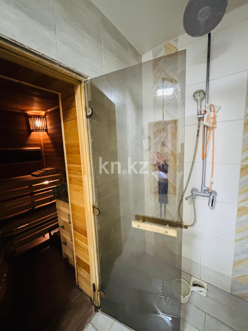 Продажа 4-комнатного дома, 100 м², ул. Хожамьярова в Алматы - фото 16