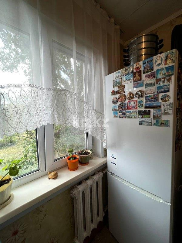 Продажа 4-комнатной квартиры, 61 м², мкр-н 17, дом  39 в Караганде - фото 14