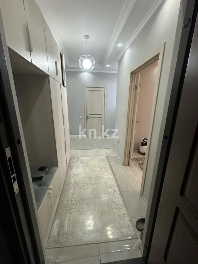 Продажа 2-комнатной квартиры, 64 м², мкр-н Аксай-1, дом  11/9 в Алматы - фото 4