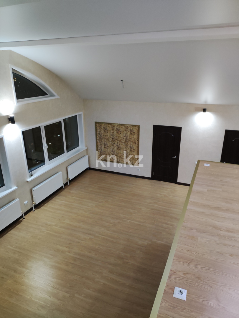 Продажа 5-комнатной квартиры, 165.5 м², ул. Иманова, дом  17 - ул. Валиханова в Астане - фото 12