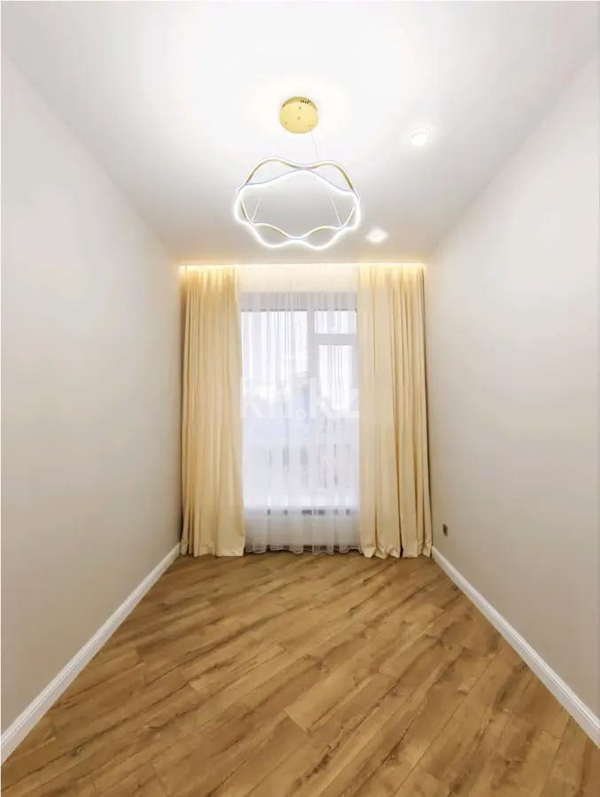 Продажа 3-комнатной квартиры, 70 м², ул. Е-15, дом  13 в Астане - фото 3