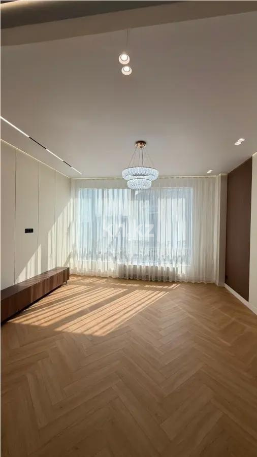 Продажа 2-комнатной квартиры, 64 м² в Алматы