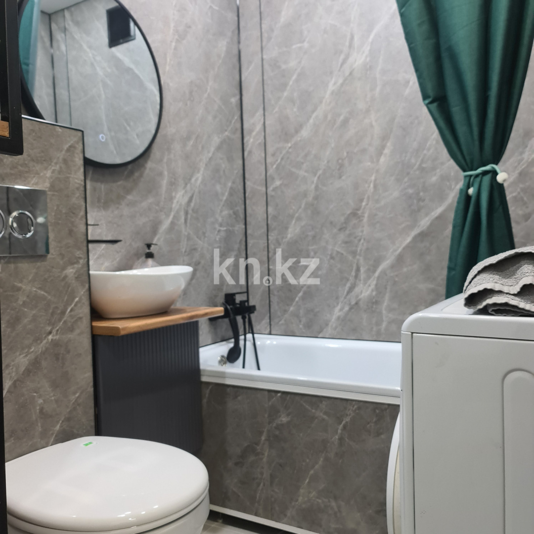 Аренда 2-комнатной квартиры посуточно, 45 м², ул. Комиссарова, дом  26 в Караганде - фото 3