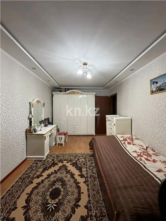 Продажа 4-комнатной квартиры, 77 м², ул. Дюсембекова, дом  55 в Караганде