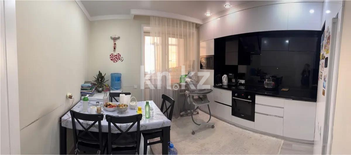 Продажа 3-комнатной квартиры, 81.27 м², пр. Аль-Фараби, дом  15 в Астане