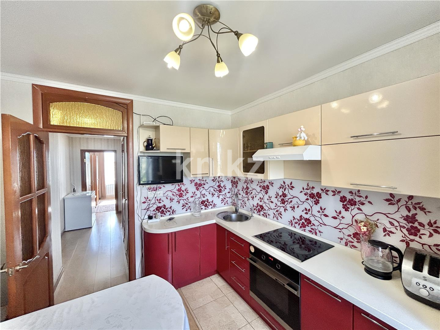 Продажа 4-комнатной квартиры, 76 м² в Караганде - фото 16