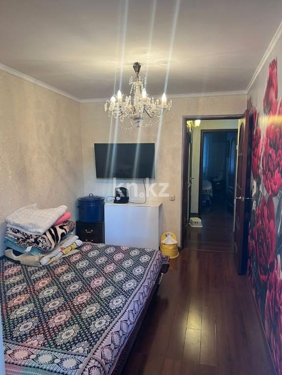 Продажа 4-комнатной квартиры, 83 м², ул. Муканова, дом  18 в Караганде - фото 5