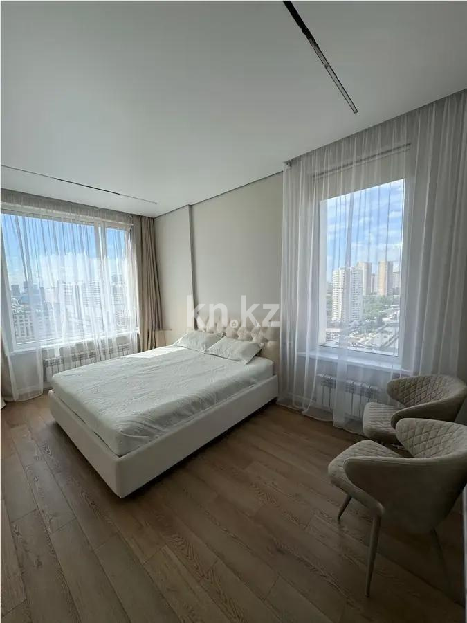 Продажа 3-комнатной квартиры, 107 м², пр. Тауелсыздык, дом  56 в Астане - фото 4