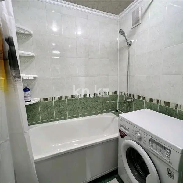 Продажа 2-комнатной квартиры, 47 м², мкр-н 6, дом  9а в Караганде - фото 8