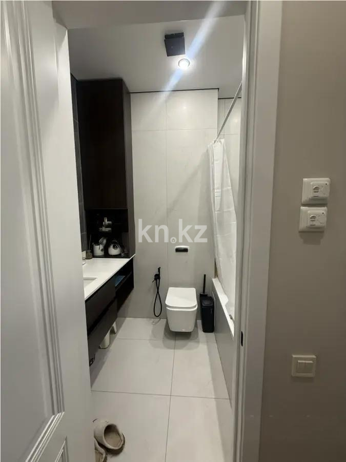 Продажа 3-комнатной квартиры, 80.4 м² в Алматы - фото 3