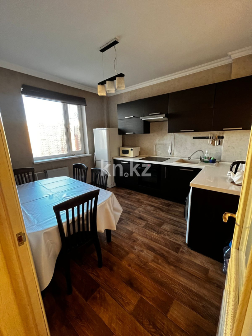 Продажа 3-комнатной квартиры, 83 м², ул. Сарыарка, дом  19 в Караганде