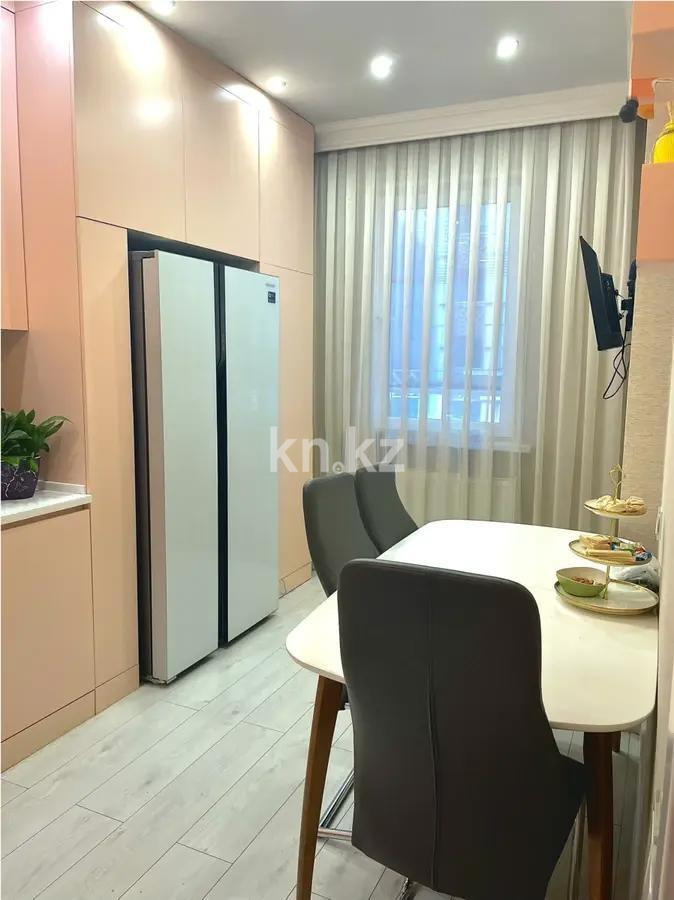 Продажа 4-комнатной квартиры, 103 м², ул. Аманжолова, дом  26/1 в Астане - фото 5