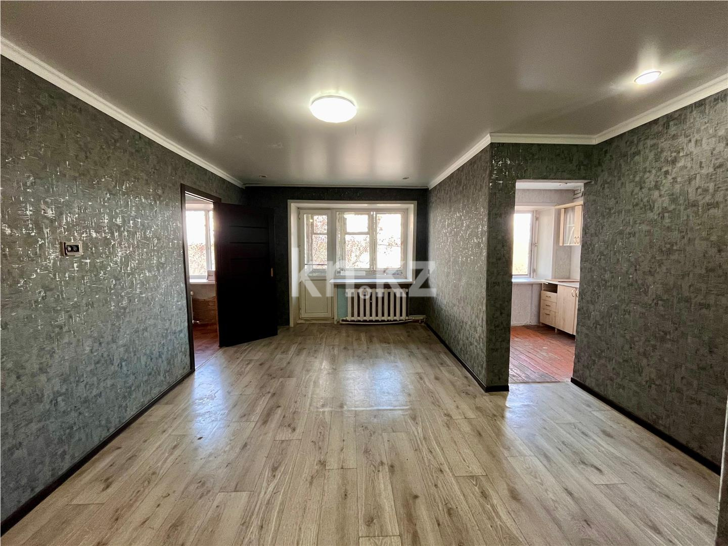 Продажа 3-комнатной квартиры, 56 м², 12-й мкр. в Караганде