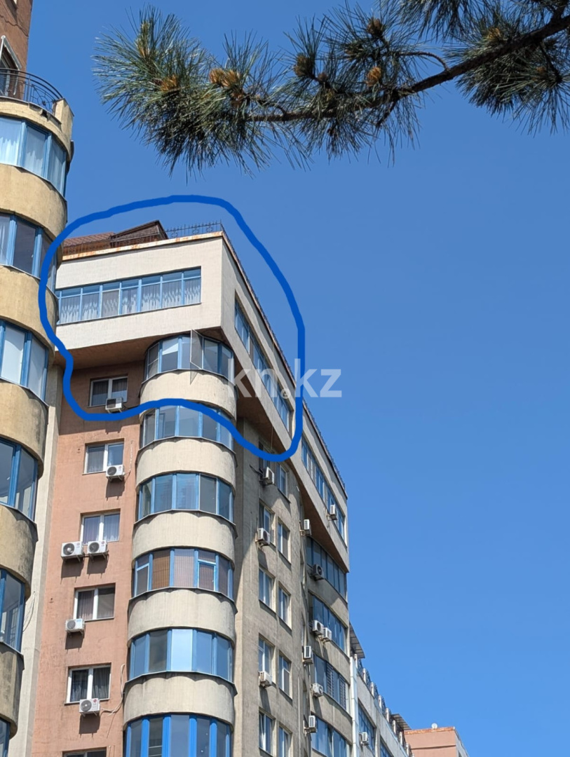 Продажа 3-комнатной квартиры, 201 м² в Алматы - фото 2