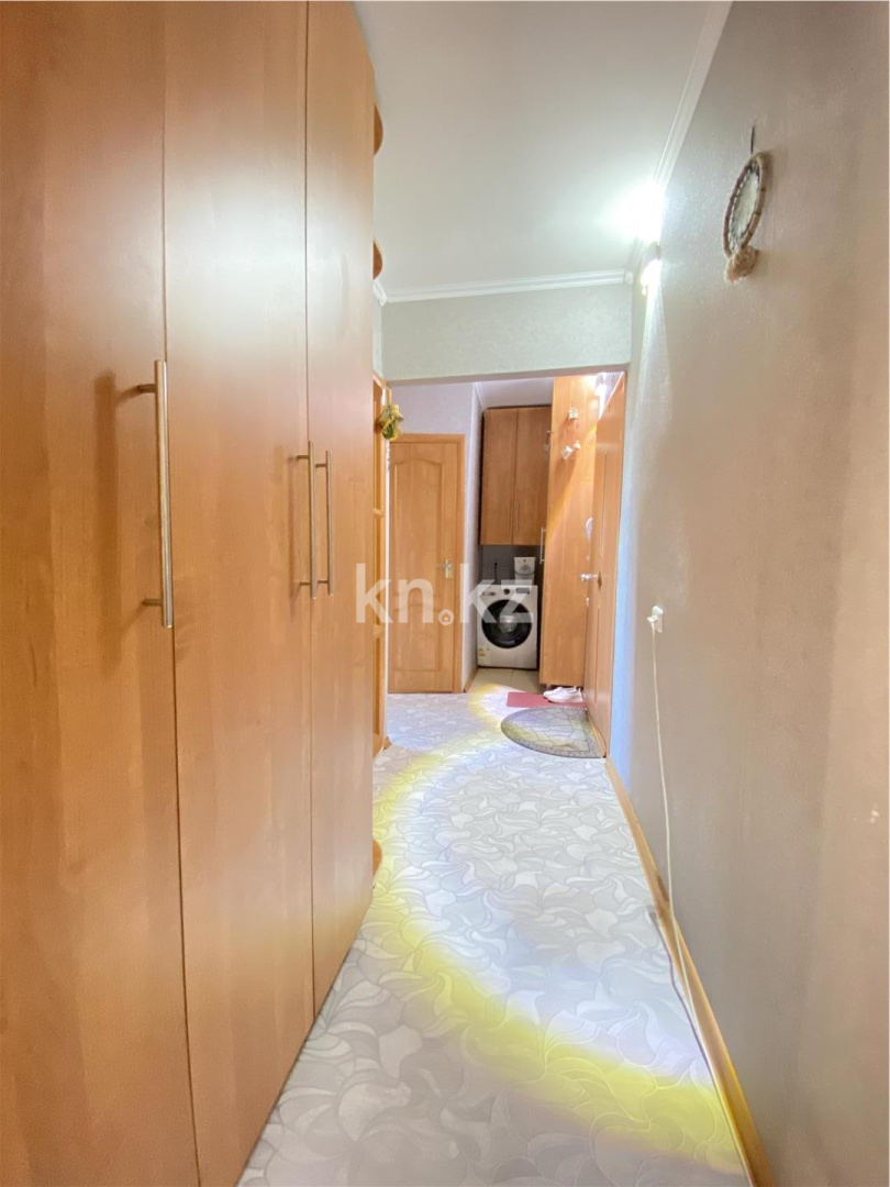 Продажа 4-комнатной квартиры, 61 м², мкр-н 23 в Караганде - фото 17