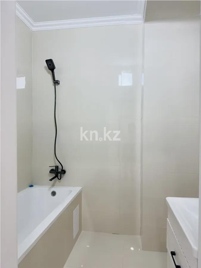 Продажа 3-комнатной квартиры, 79.6 м² в Астане - фото 4