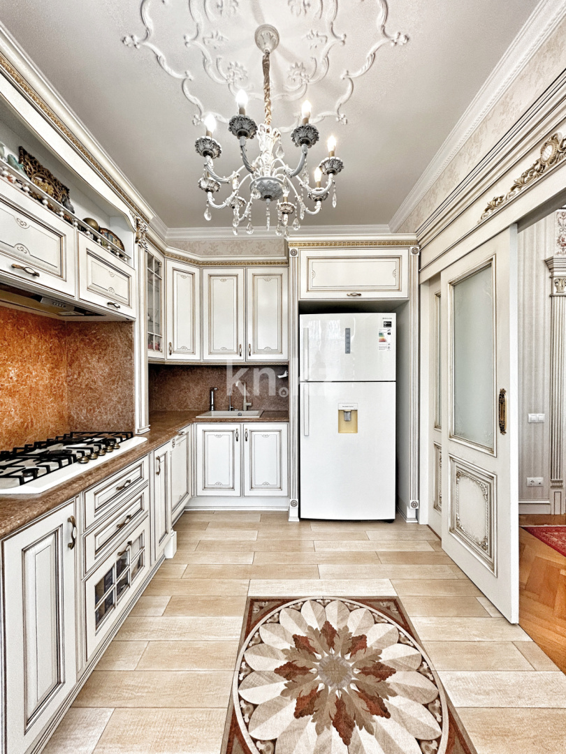 Продажа 5-комнатной квартиры, 280 м² в Алматы - фото 12