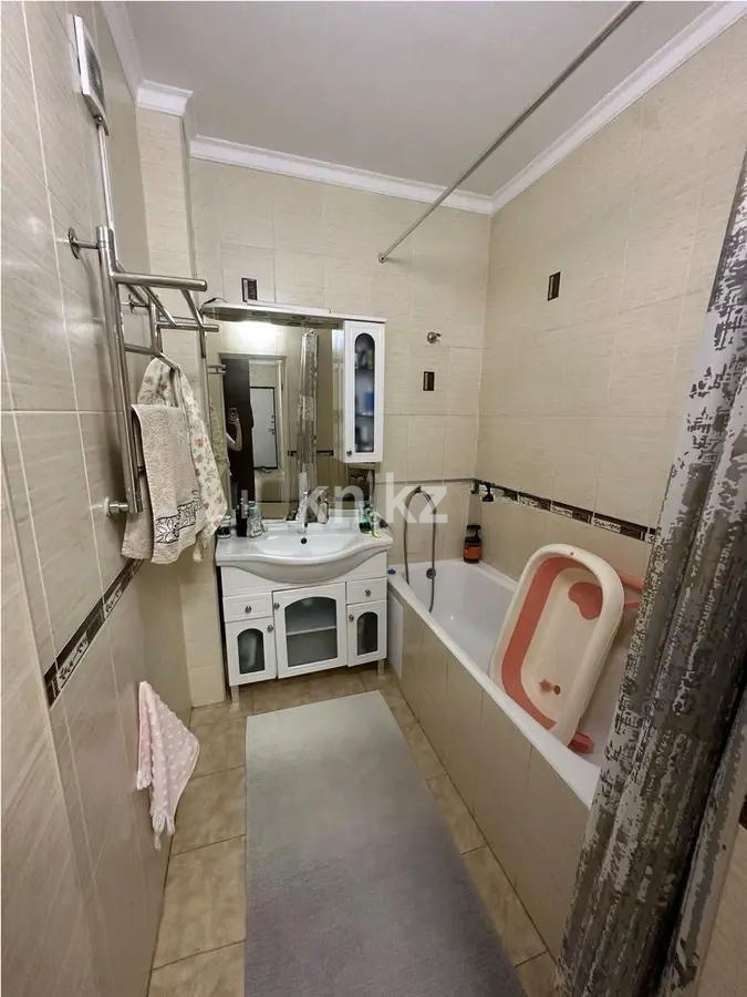 Продажа 2-комнатной квартиры, 70 м², мкр-н Кулагер, дом  15 в Алматы - фото 4