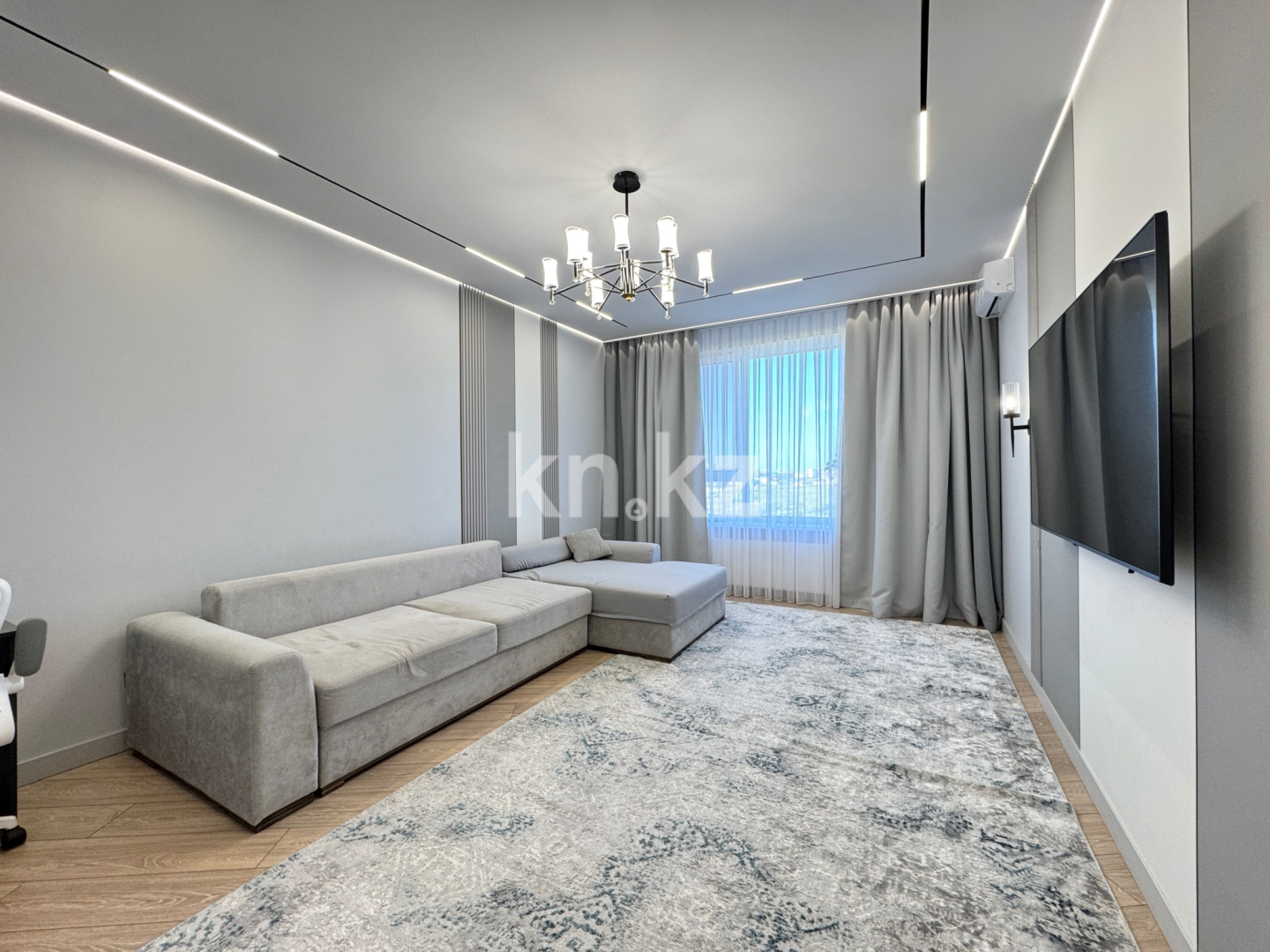 Продажа 4-комнатной квартиры, 126.5 м² в Астане - фото 2