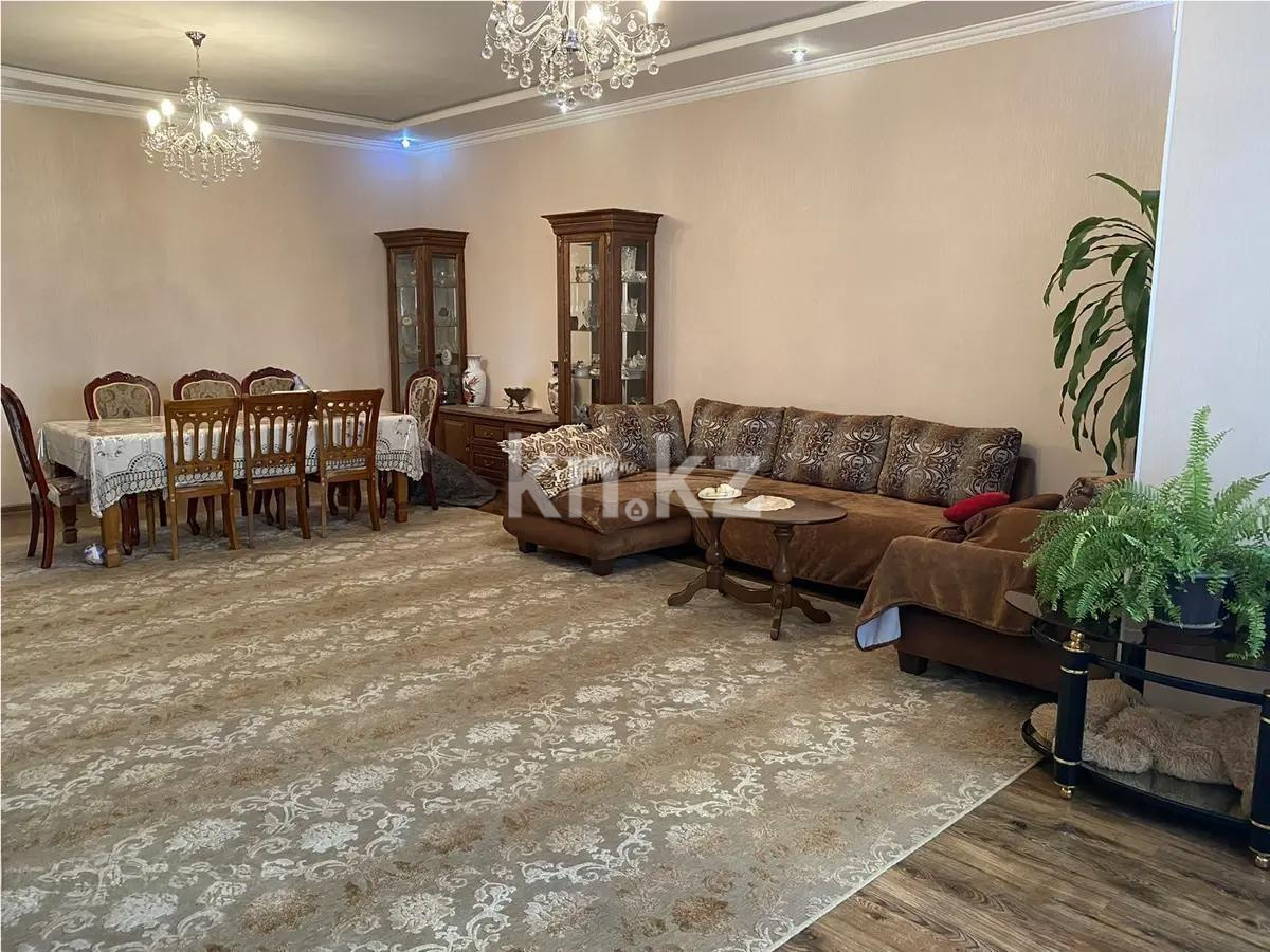 Продажа 3-комнатной квартиры, 130 м², ул. Прокофьева, дом  144 в Алматы