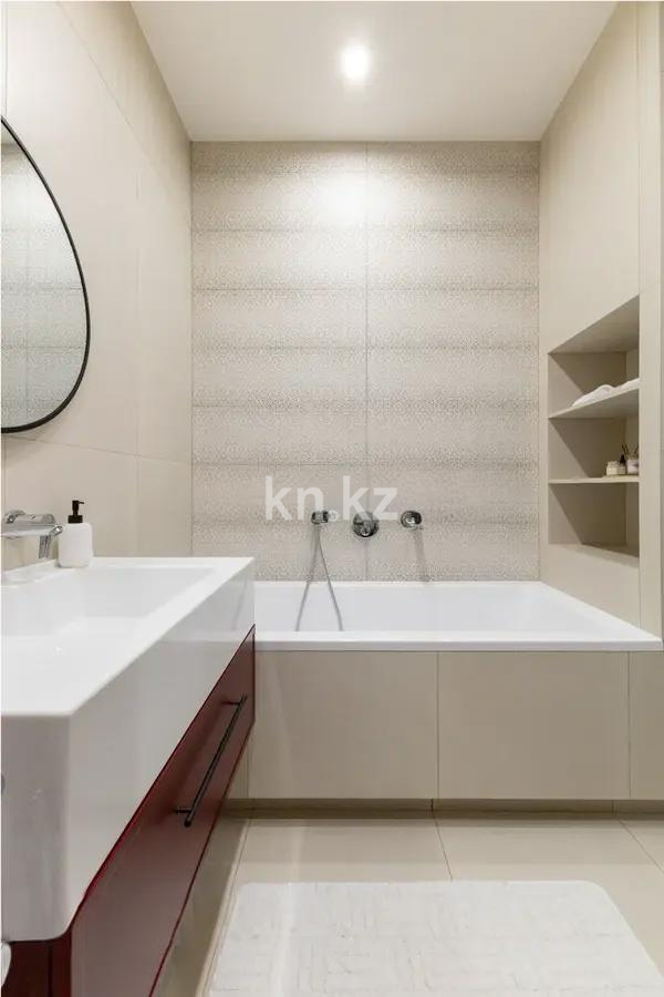 Продажа 4-комнатной квартиры, 135 м², ул. Акмешит, дом  1 в Астане - фото 7