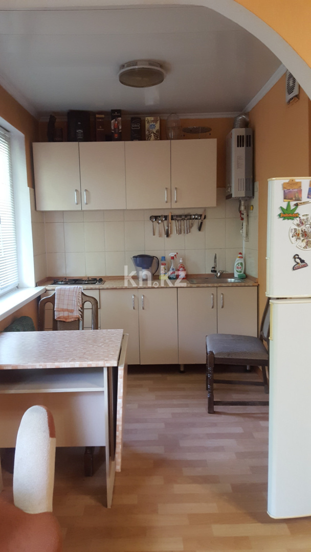 Продажа 3-комнатной квартиры, 63 м², ул. Айбергенова, дом  7 в Шымкенте - фото 2