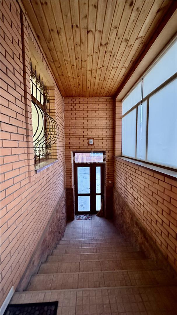 Продажа 6-комнатного дома, 391 м², ул. Ермекова, дом  91/7 в Караганде - фото 28