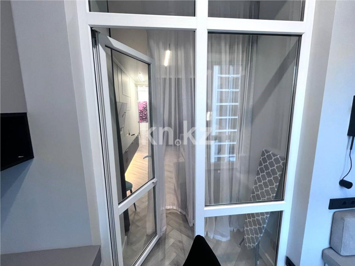 Продажа 2-комнатной квартиры, 73 м², ул. Момышулы в Караганде - фото 8