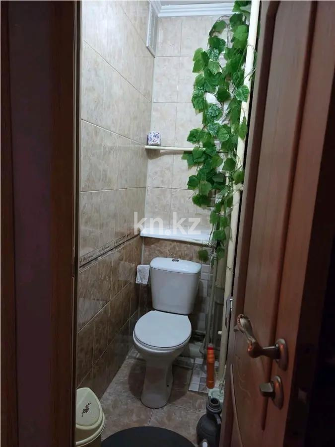 Продажа 3-комнатной квартиры, 59 м², мкр. Аксай-2, дом  65 в Алматы - фото 5