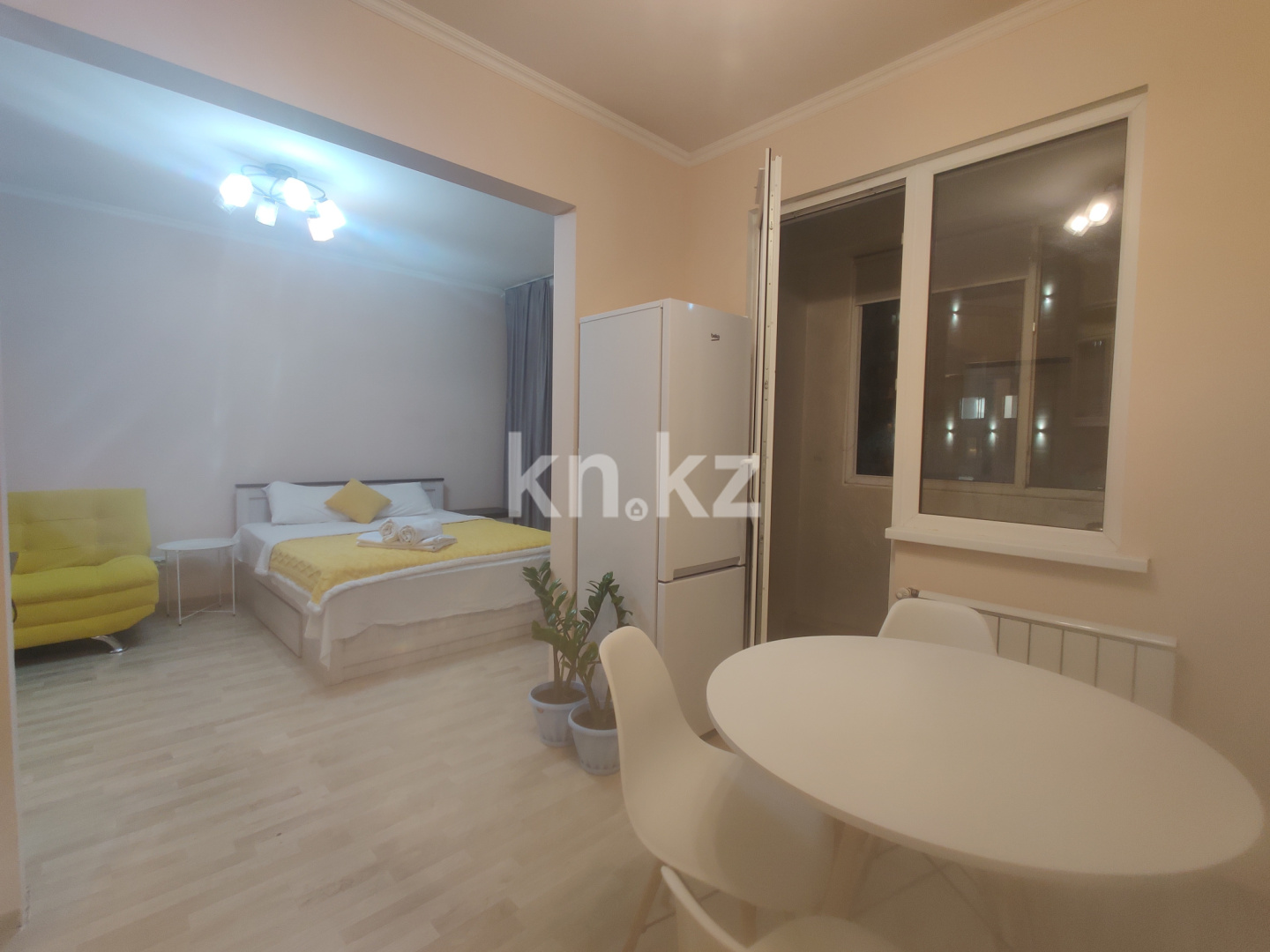 Аренда 1-комнатной квартиры посуточно, 40 м², ул. Сатпаева, дом  90/43 - Центр города в Алматы - фото 13