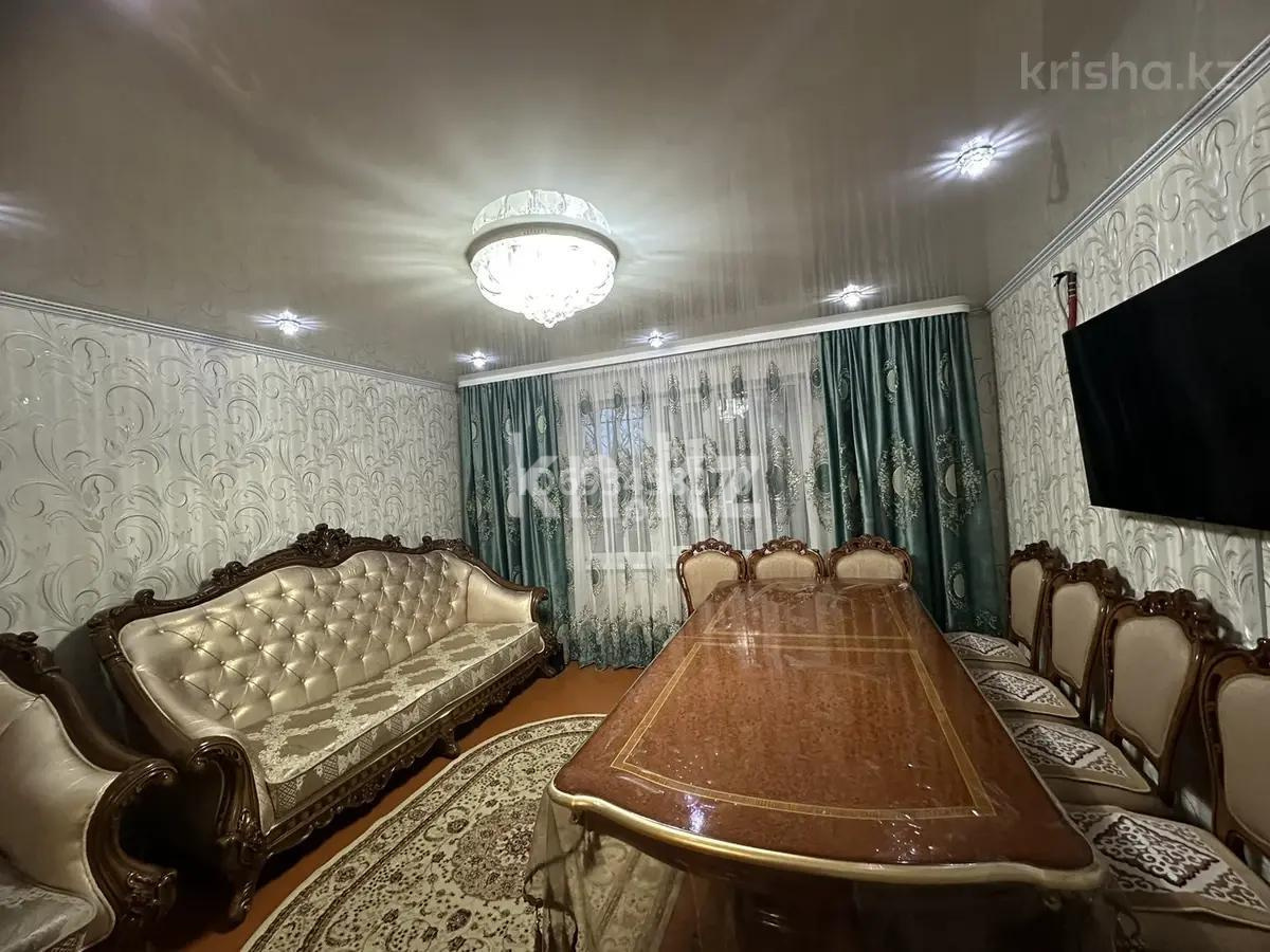 Продажа 4-комнатной квартиры, 77 м² в Караганде